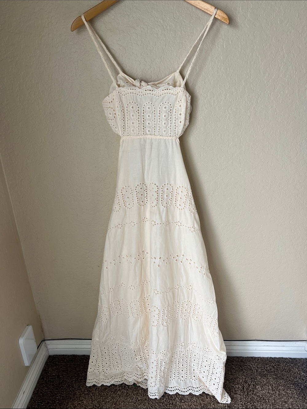 Mango cream eyelet cotton embroidered tie back midi dress - Picture 2 of 12